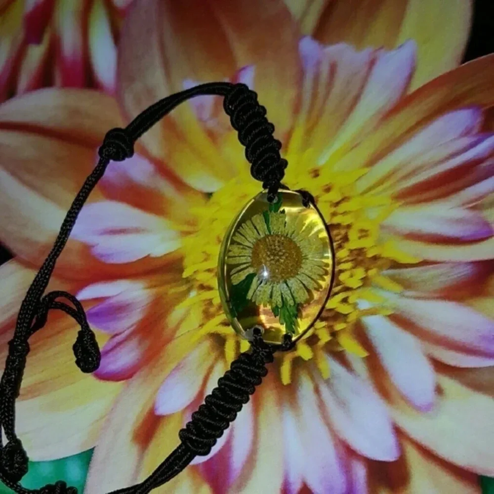 Daisy‎ Flower Child adjustable bracelet